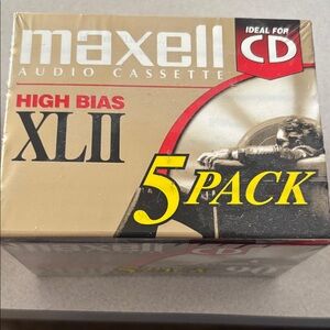 Maxell XLII Audio Cassette 5 Pack